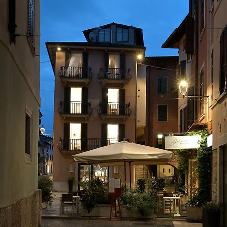 Cavour Apartments Сало Экстерьер фото